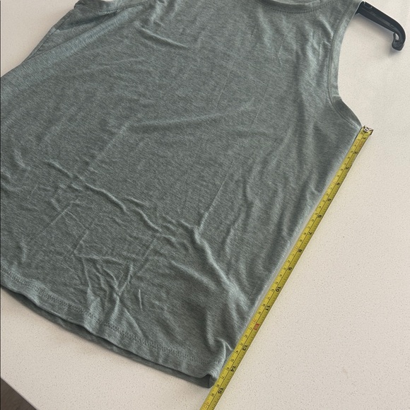 Sleeveless Gray Women's Top - Picture 8 of 8